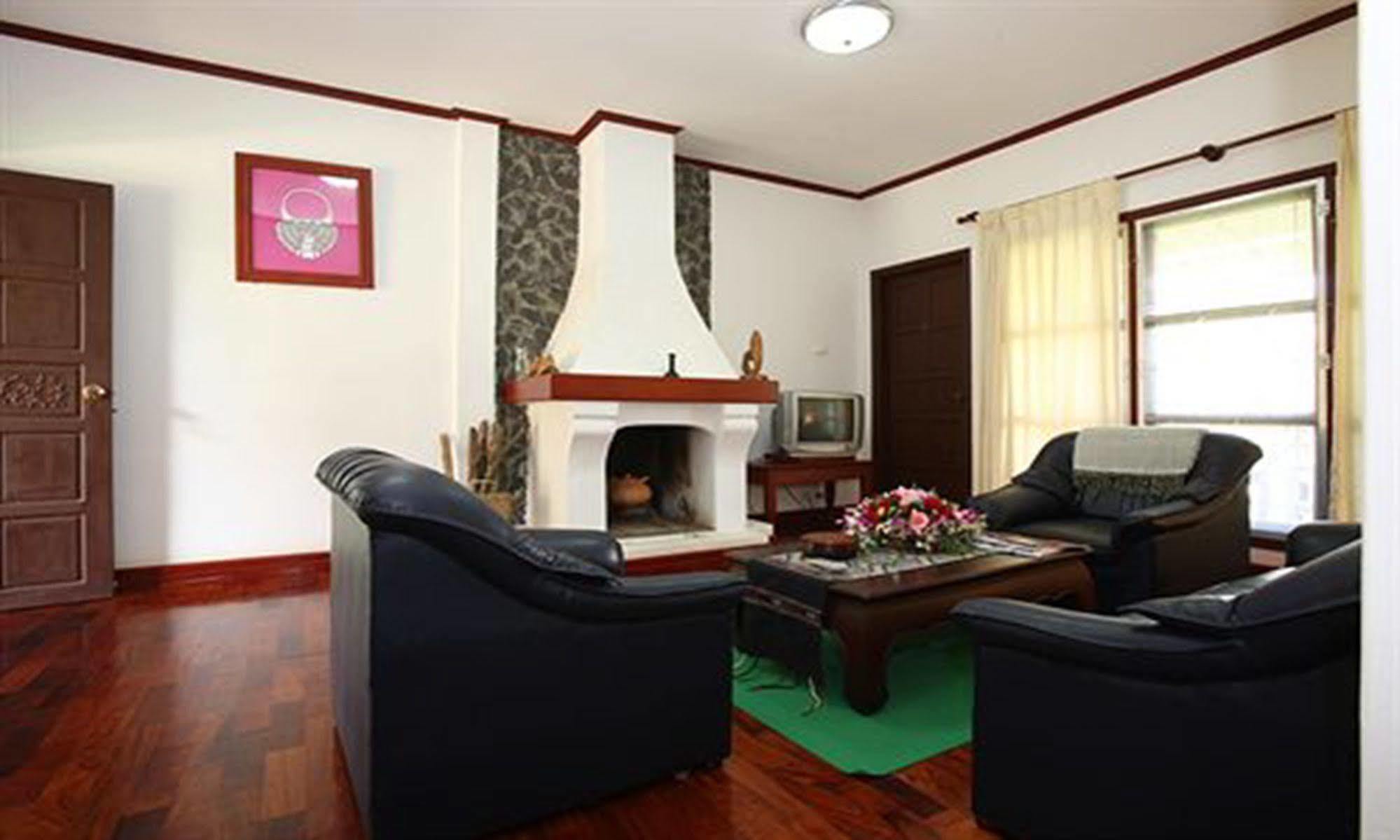Vansana Plain Of Jars Hotel Муанг-Пхонсаван Экстерьер фото